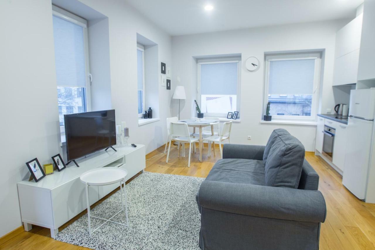 קובנה Bright 1Bd Apartment In Old Town By Hostlovers מראה חיצוני תמונה